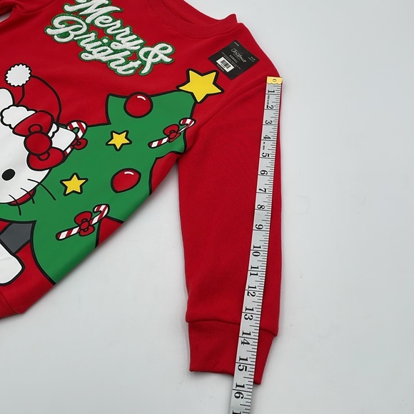 Hello Kitty Red Graphic‎ Christmas Merry & Bright Tree Sweatshirt Crewneck - Picture 8 of 17
